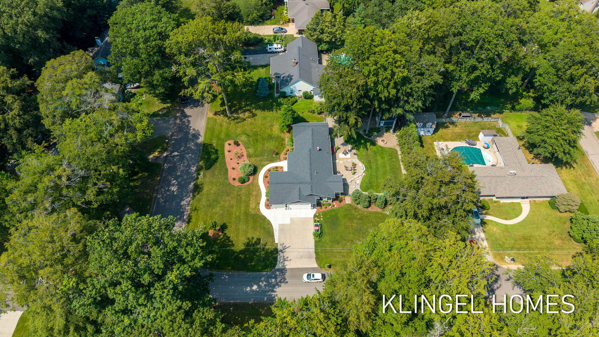 1371 Edgewood Drive Holland MI 49424