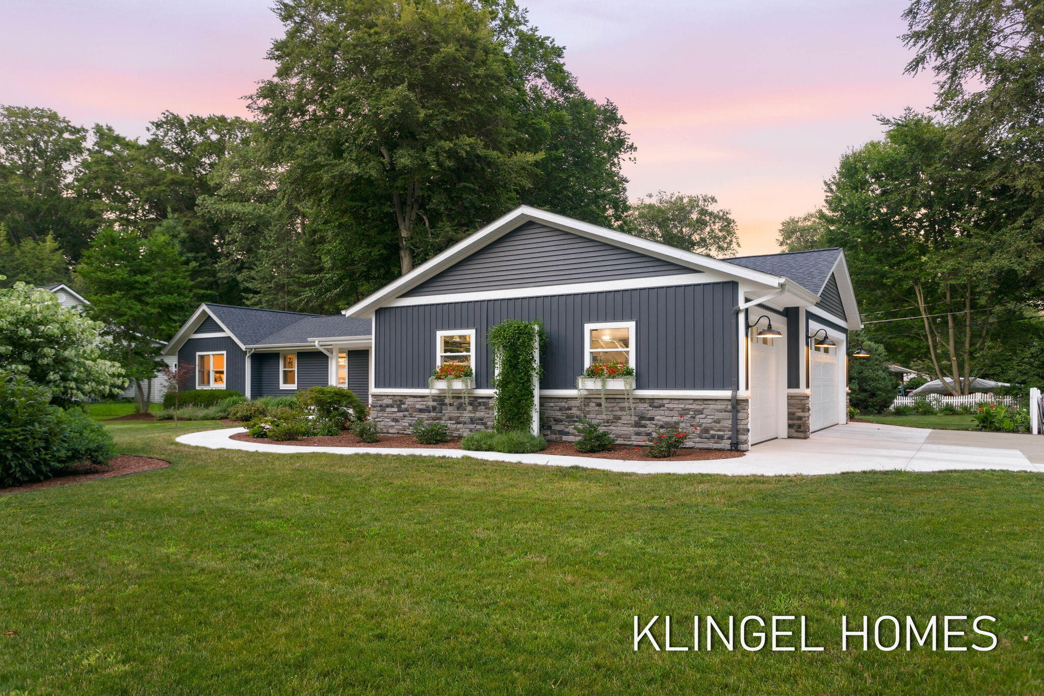 1371 Edgewood Drive Holland MI 49424