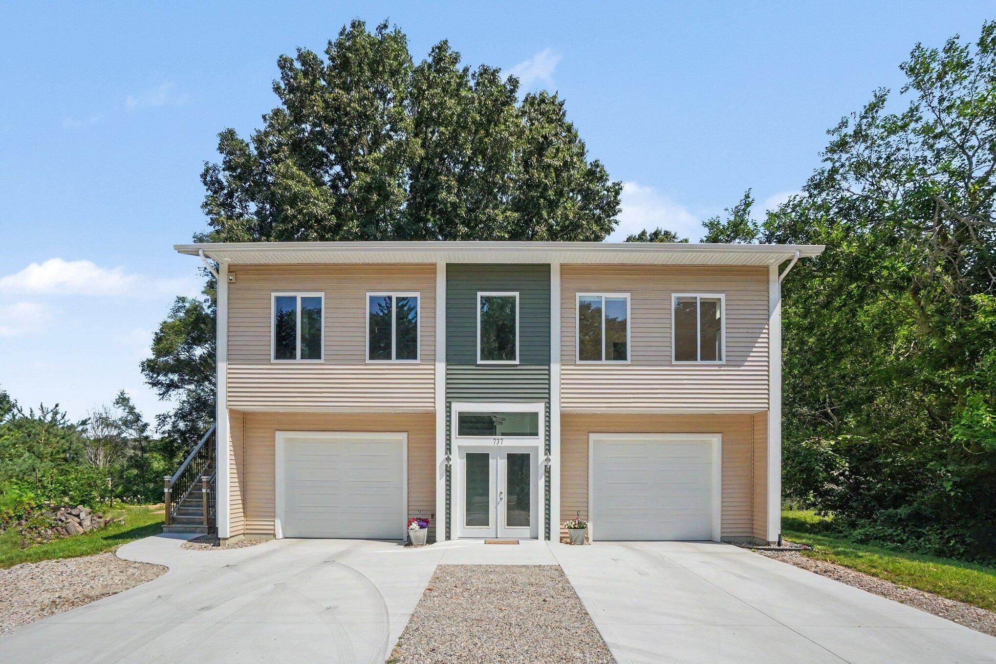 737 Ottawa Beach Road Holland MI 49424