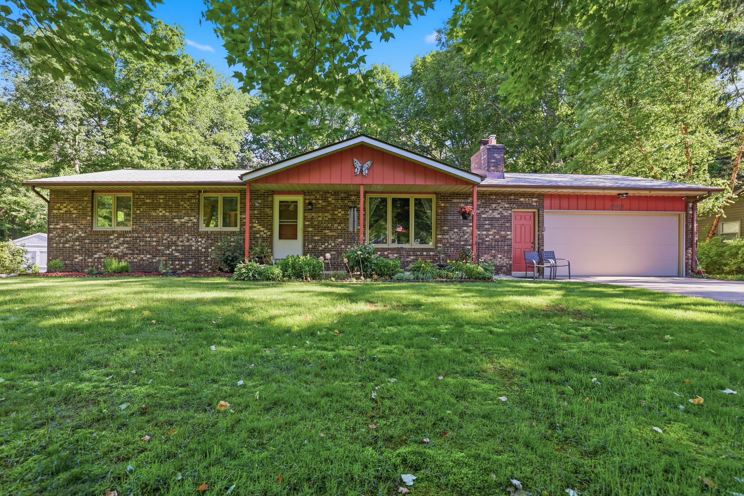 15915 Ryan Drive Holland MI 49424