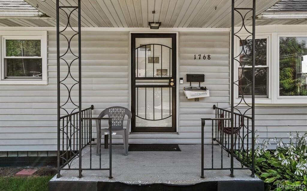 1768 Hudson Street Muskegon MI 49441