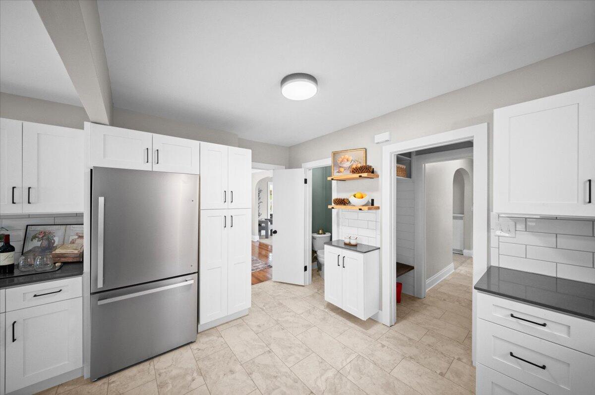 2630 Oakwood Avenue NE Grand Rapids MI 49505