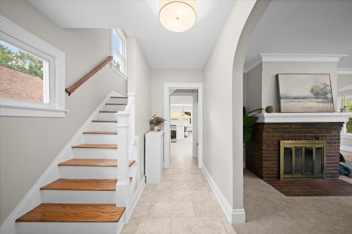 2630 Oakwood Avenue NE Grand Rapids MI 49505