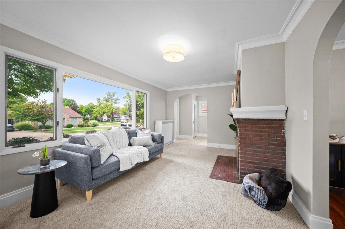 2630 Oakwood Avenue NE Grand Rapids MI 49505