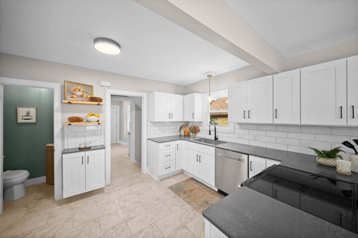 2630 Oakwood Avenue NE Grand Rapids MI 49505