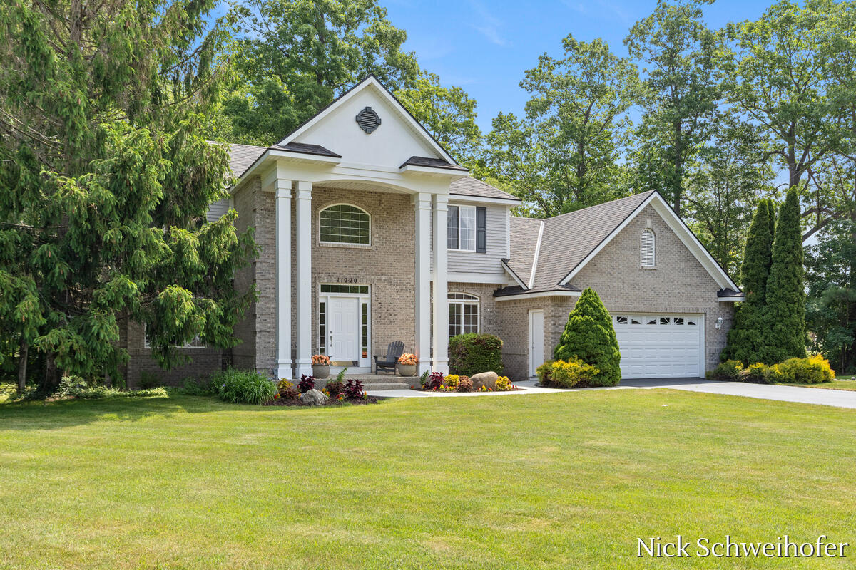 11220 Oak Grove Road Grand Haven MI 49417