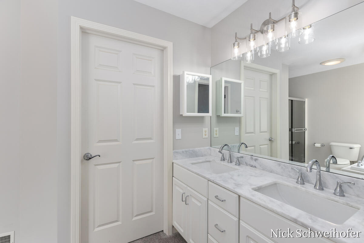 11220 Oak Grove Road Grand Haven MI 49417