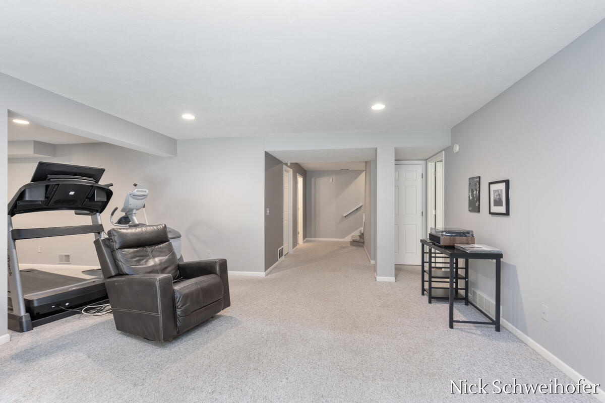 11220 Oak Grove Road Grand Haven MI 49417