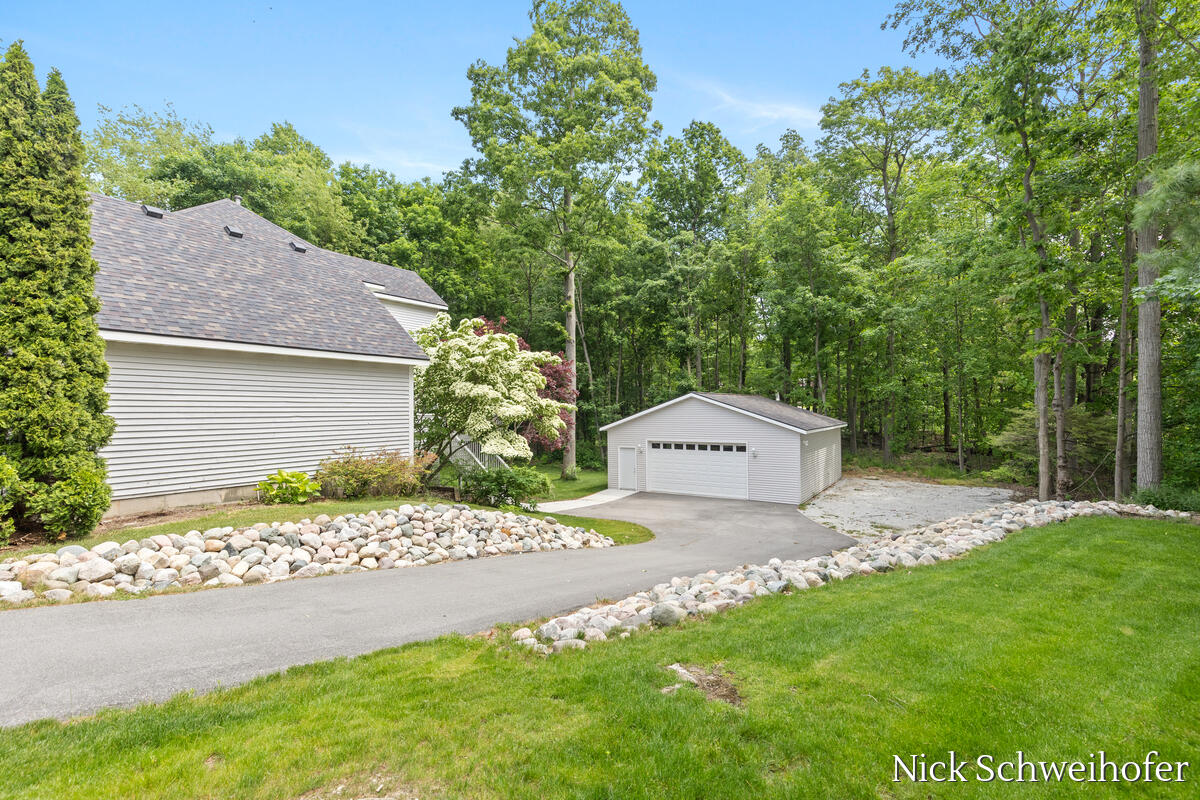 11220 Oak Grove Road Grand Haven MI 49417