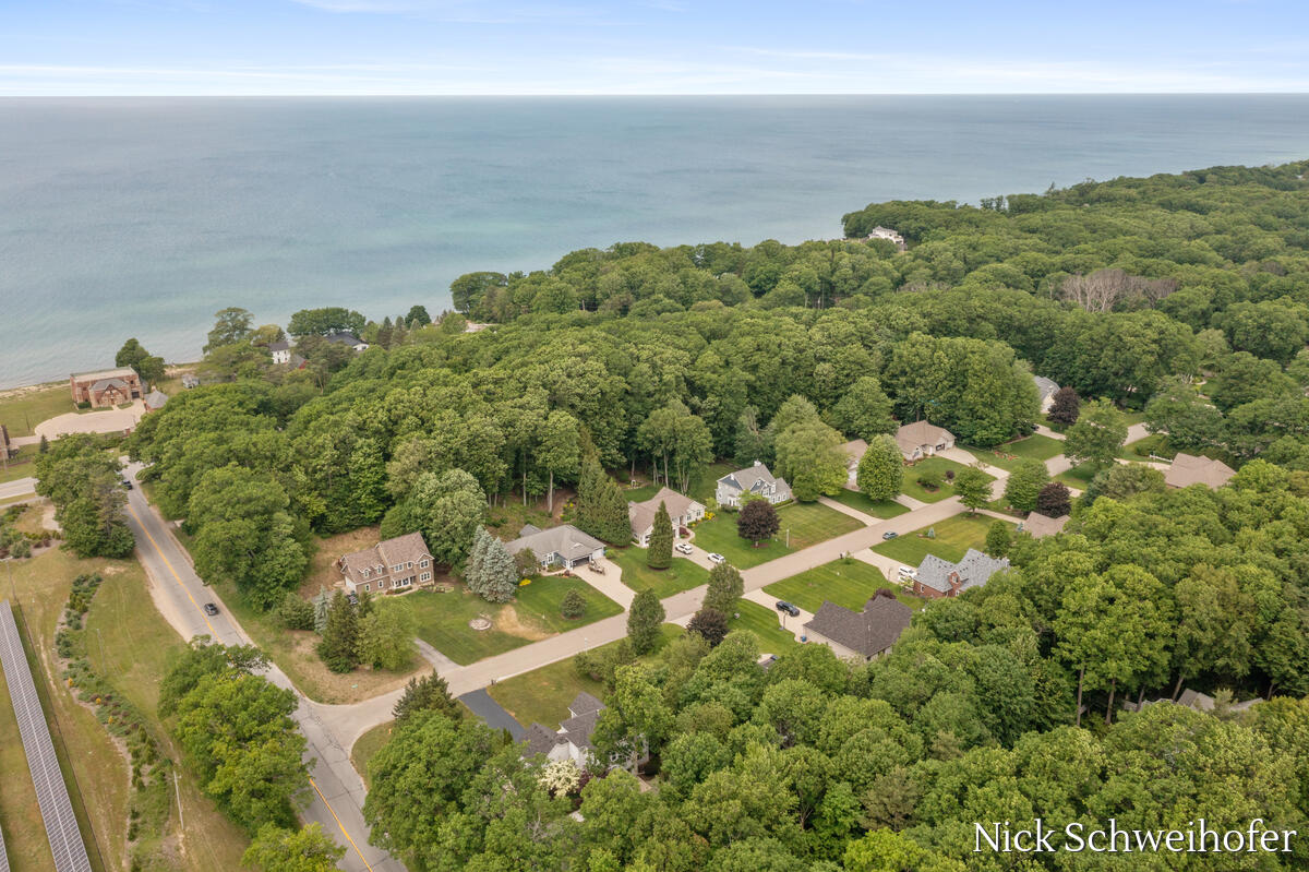 11220 Oak Grove Road Grand Haven MI 49417