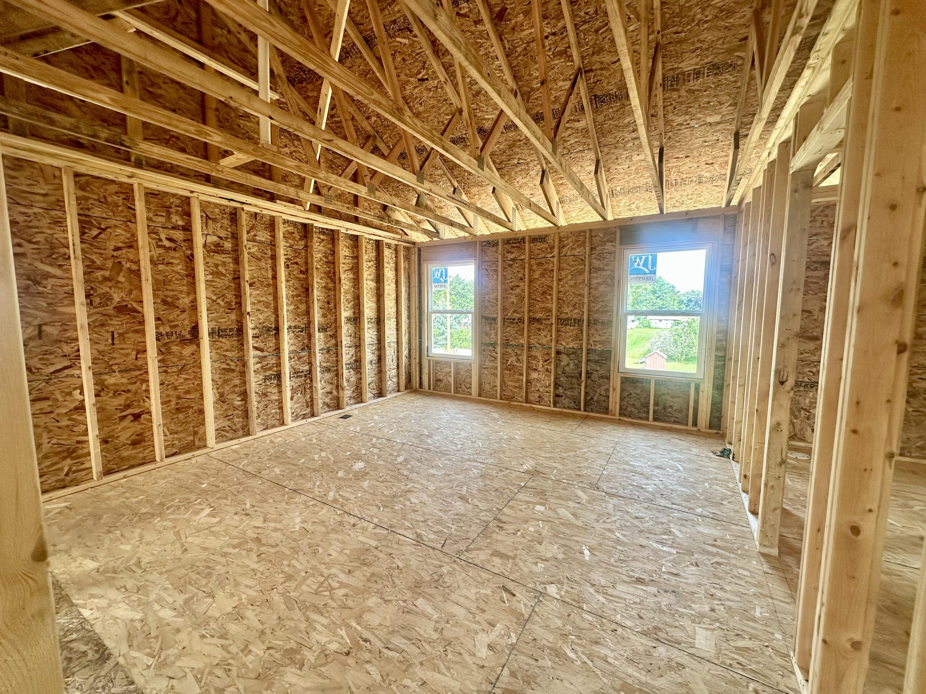 2181 Emerald Shore Circle NE Grand Rapids MI 49505