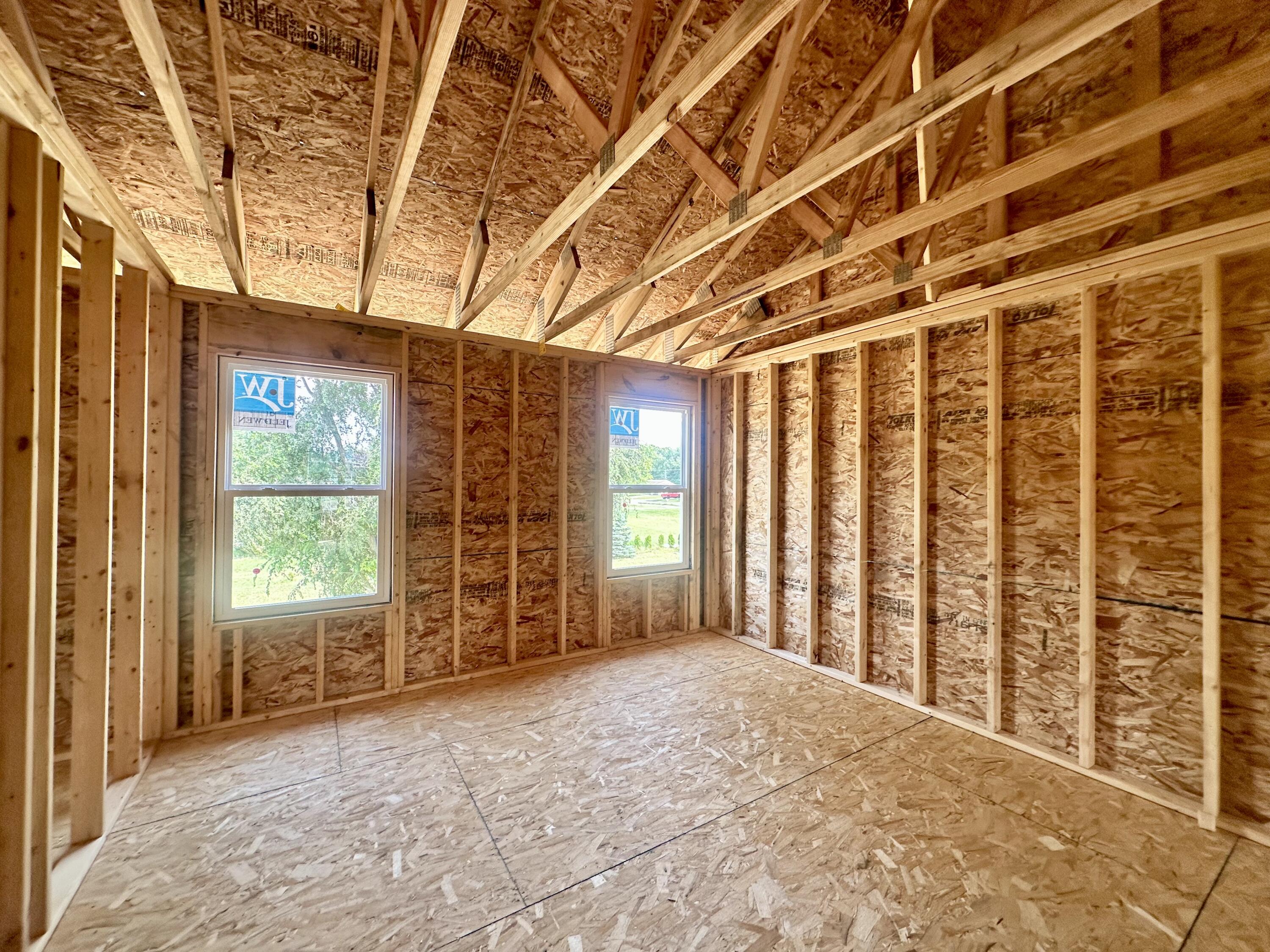 2181 Emerald Shore Circle NE Grand Rapids MI 49505