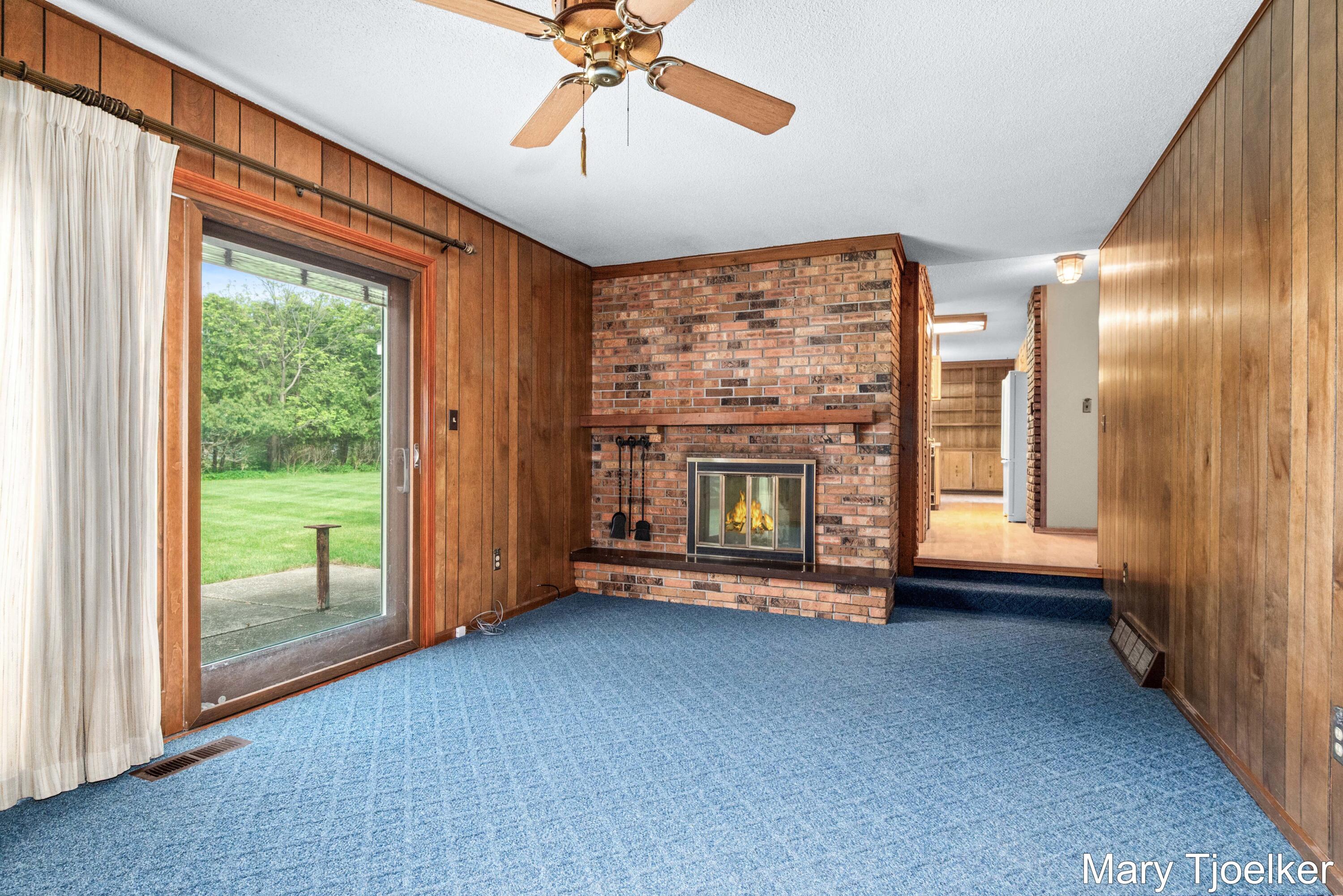 6155 Blythefield Avenue NE Rockford MI 49341