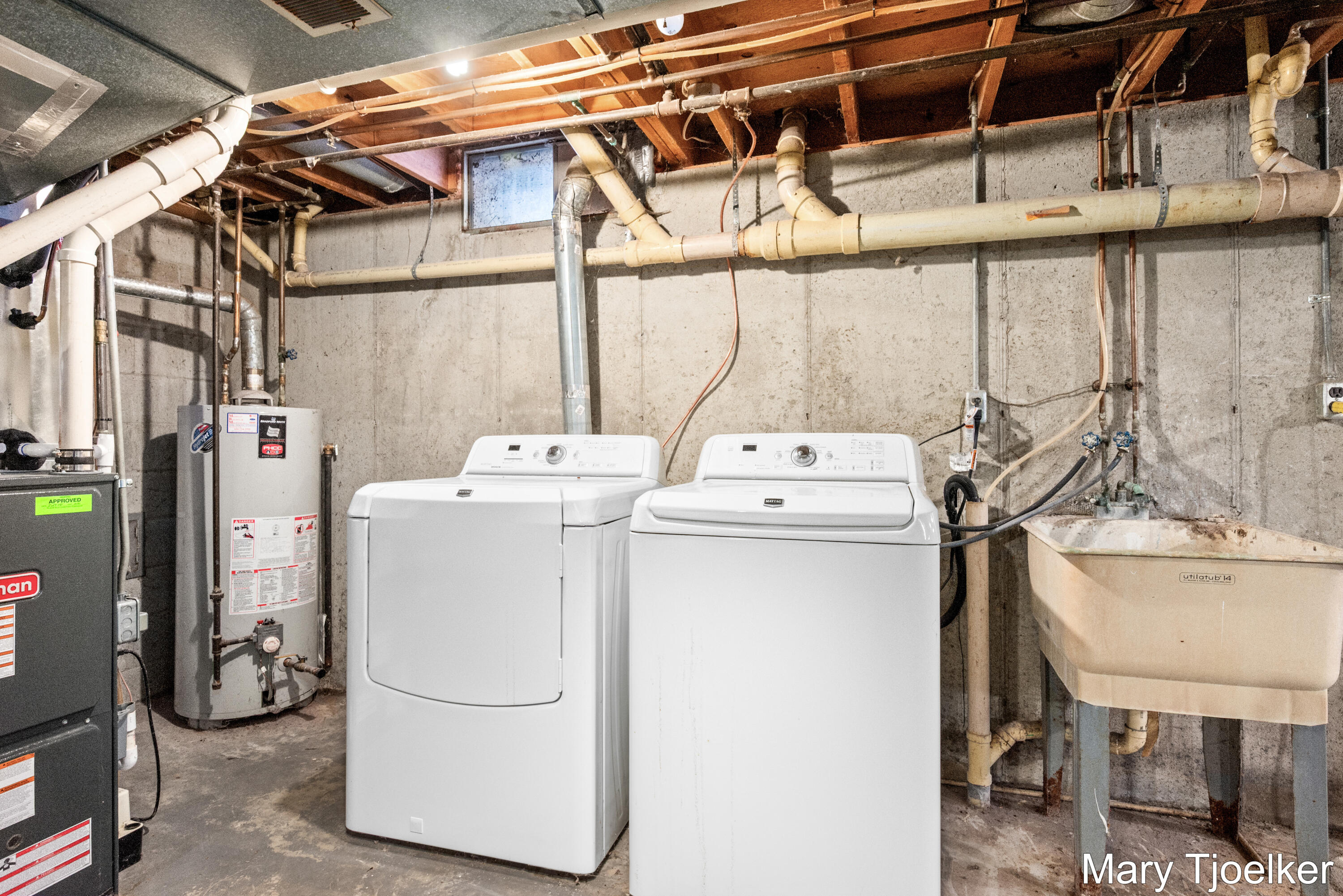 6155 Blythefield Avenue NE Rockford MI 49341