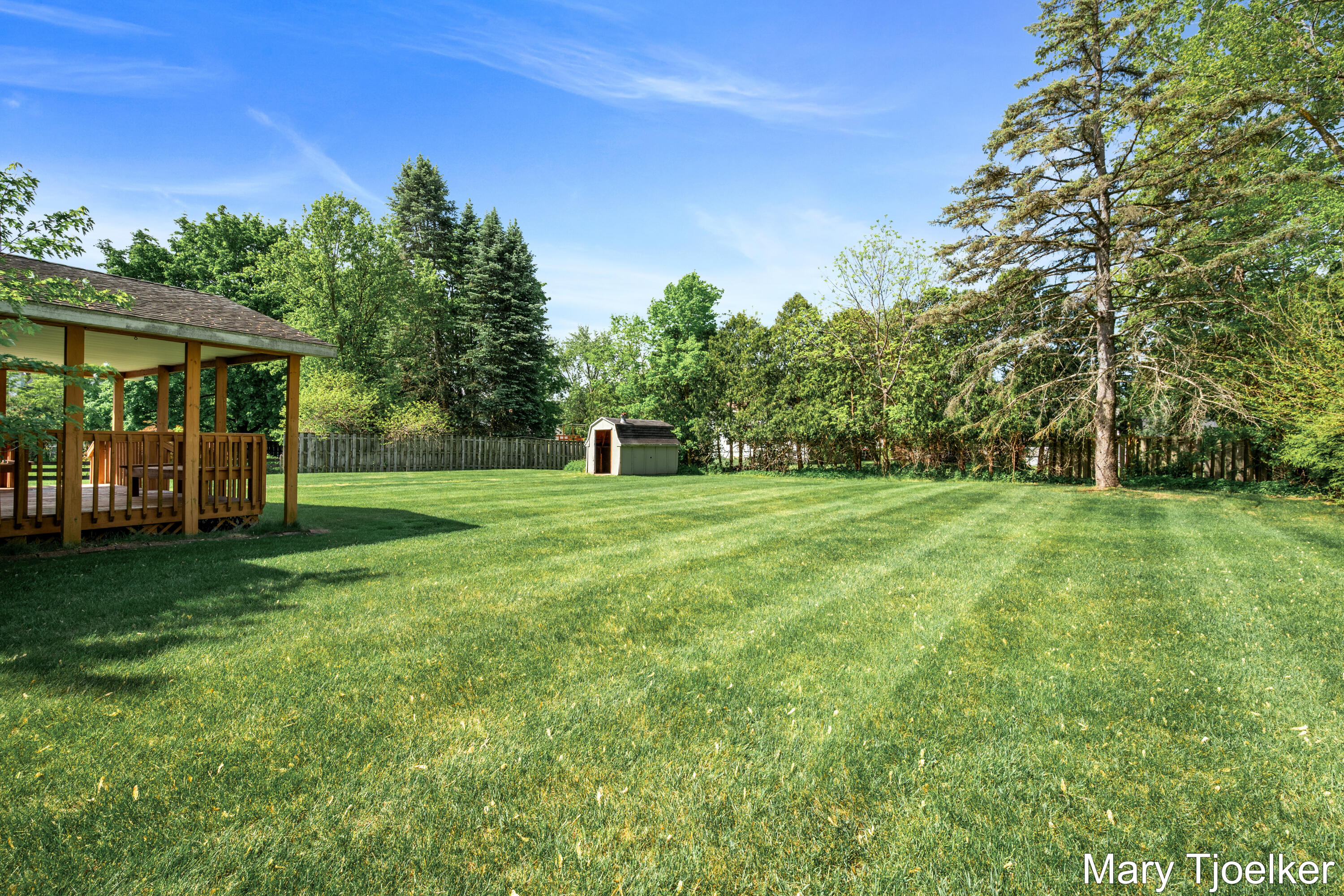 6155 Blythefield Avenue NE Rockford MI 49341