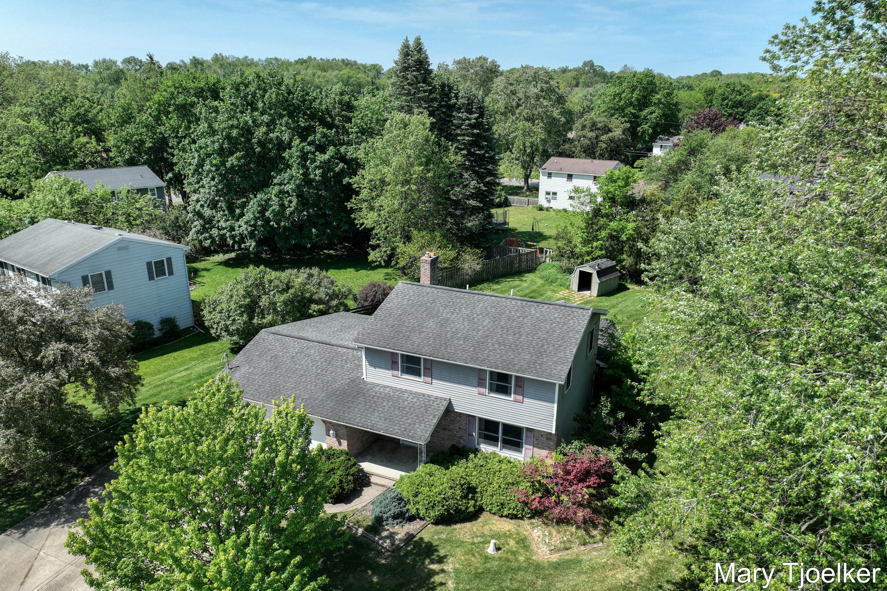 6155 Blythefield Avenue NE Rockford MI 49341