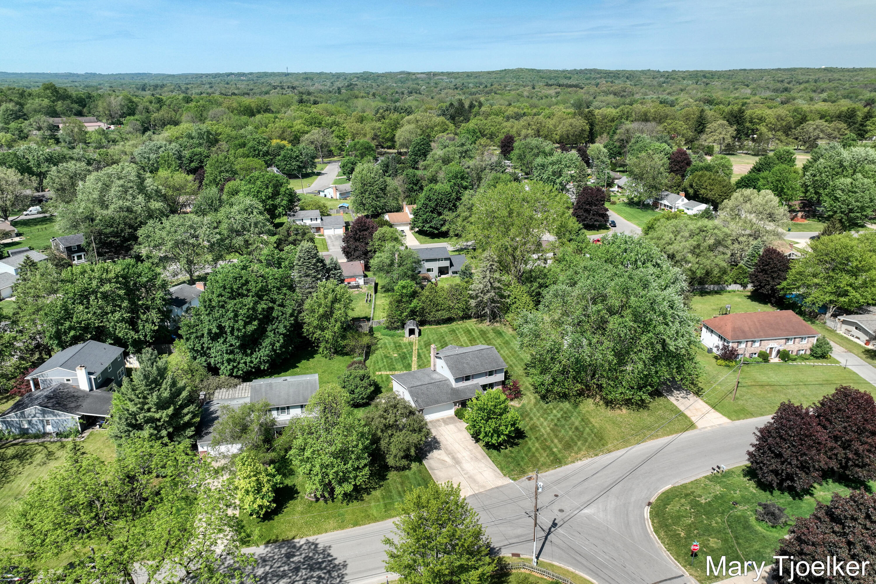 6155 Blythefield Avenue NE Rockford MI 49341