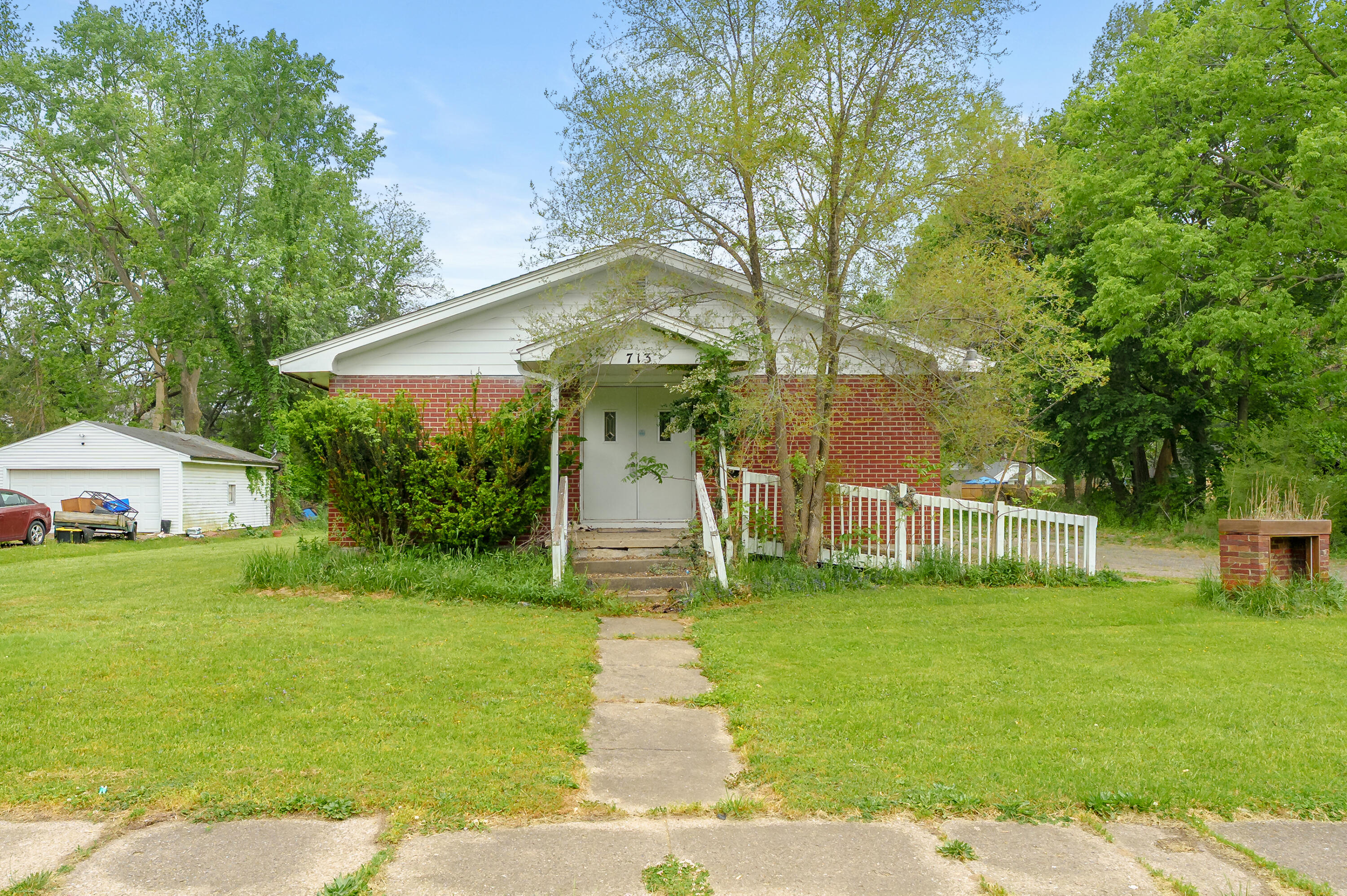 713 Chicago Avenue Kalamazoo MI 49048