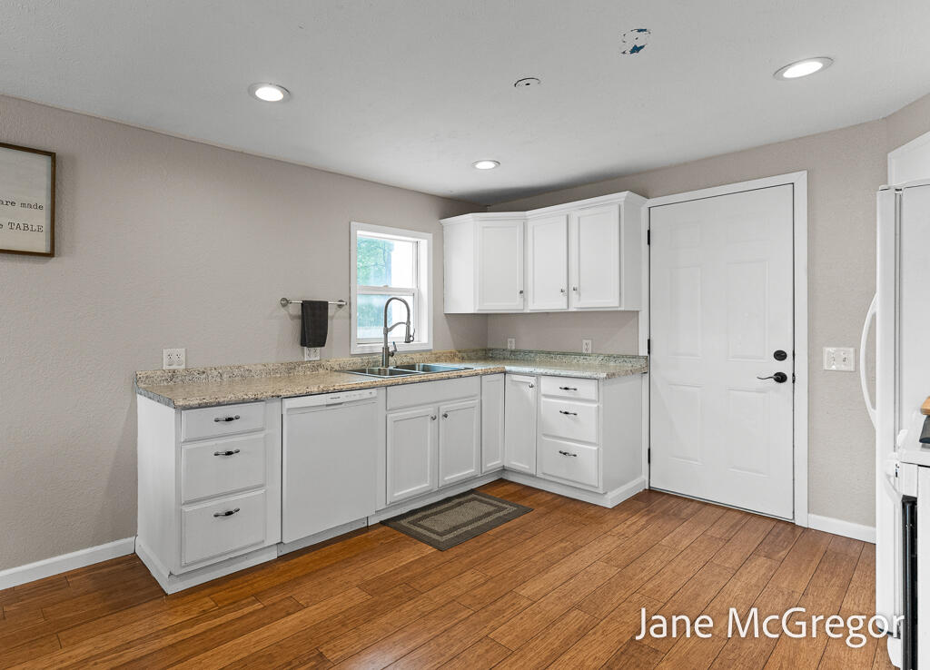 55 S Dengler Road Muskegon MI 49442