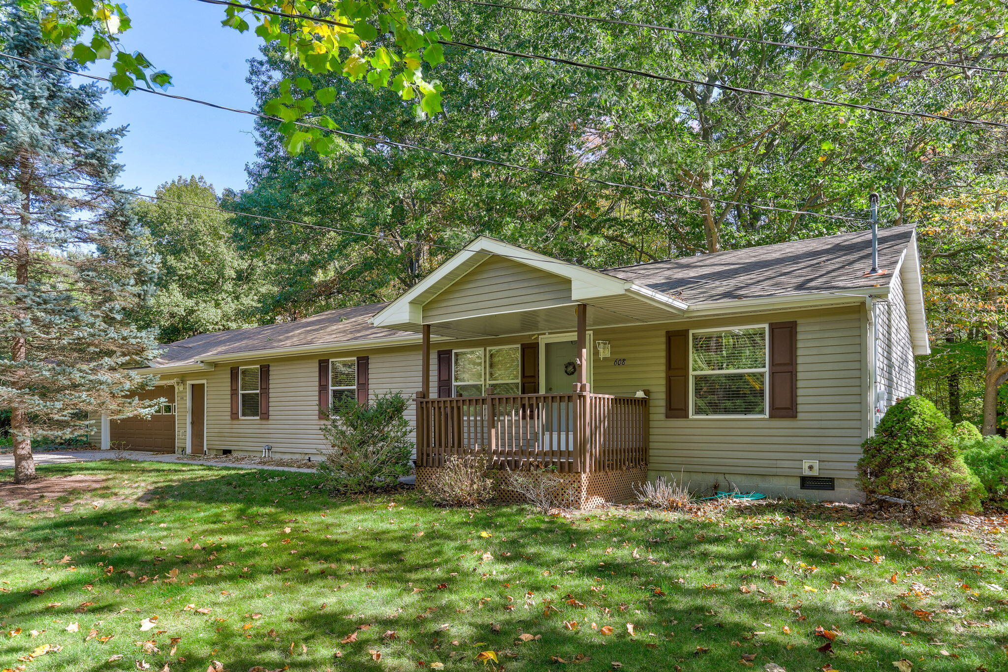 608 Kentucky Avenue South Haven MI 49090
