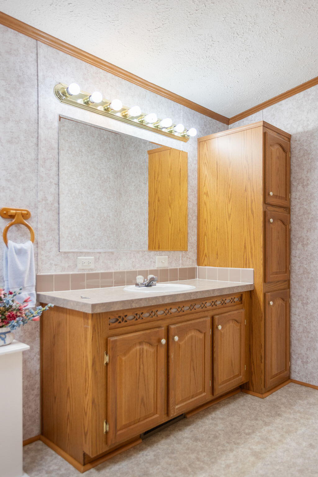608 Kentucky Avenue South Haven MI 49090