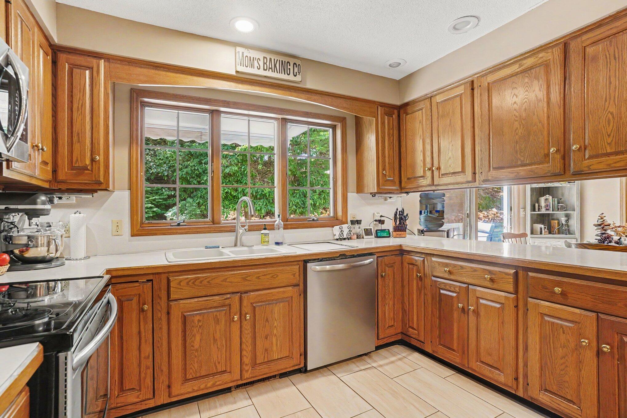 2065 Forest Park Road Norton Shores MI 49441
