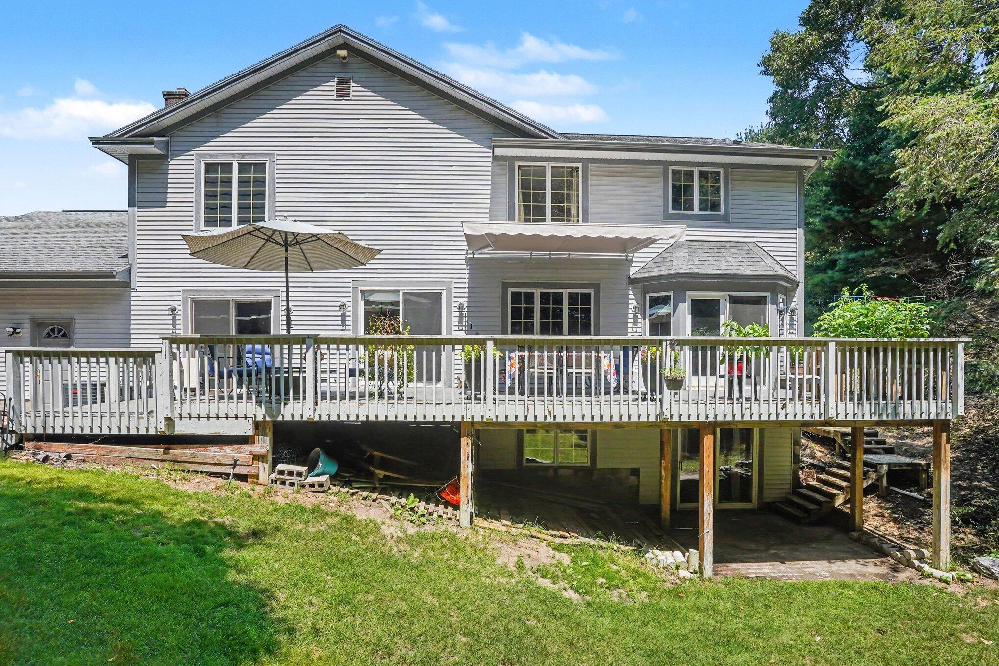 2065 Forest Park Road Norton Shores MI 49441