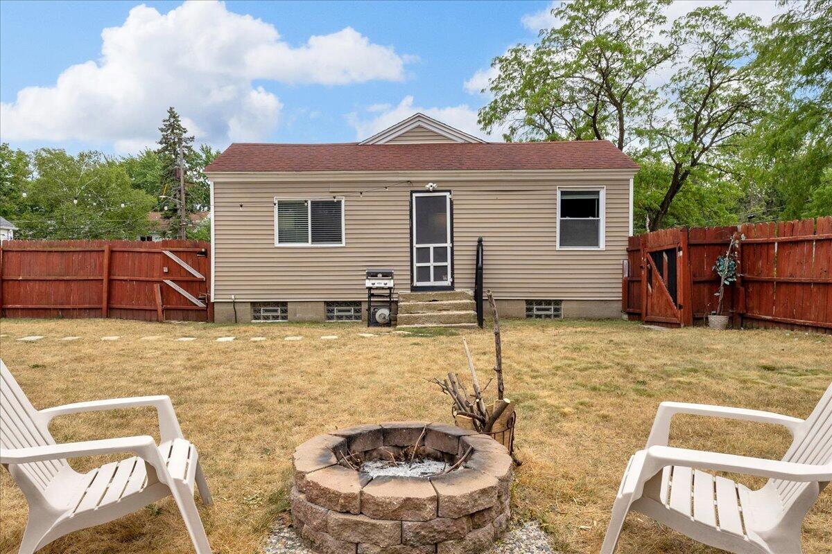 1003 Merritt Street SE Grand Rapids MI 49507