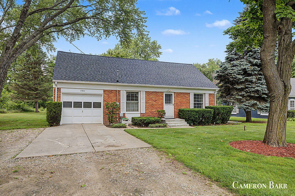 6935 NE Belding Road NE Rockford MI 49341