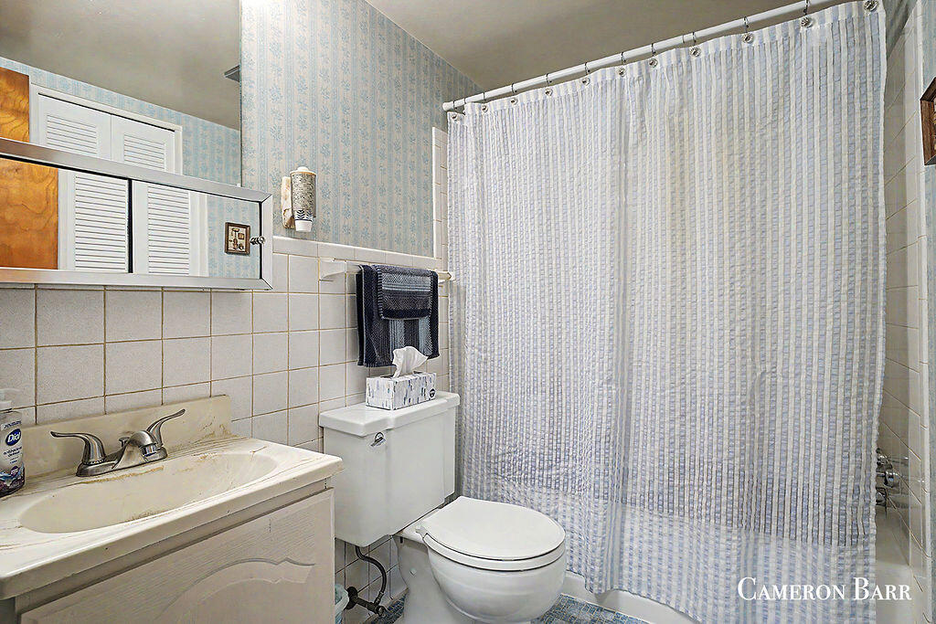 6935 NE Belding Road NE Rockford MI 49341