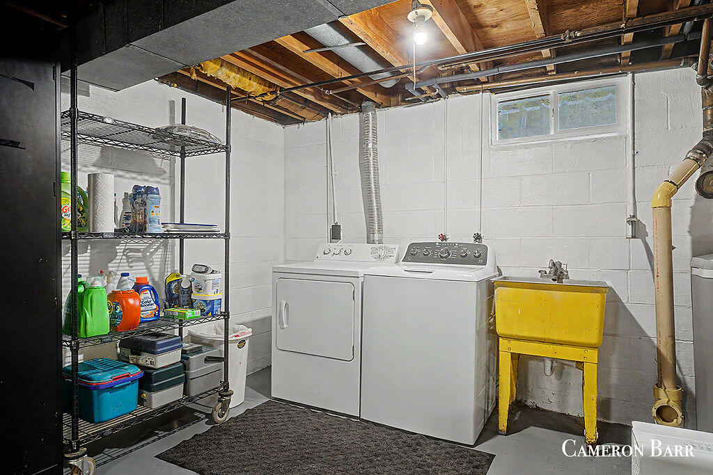 6935 NE Belding Road NE Rockford MI 49341
