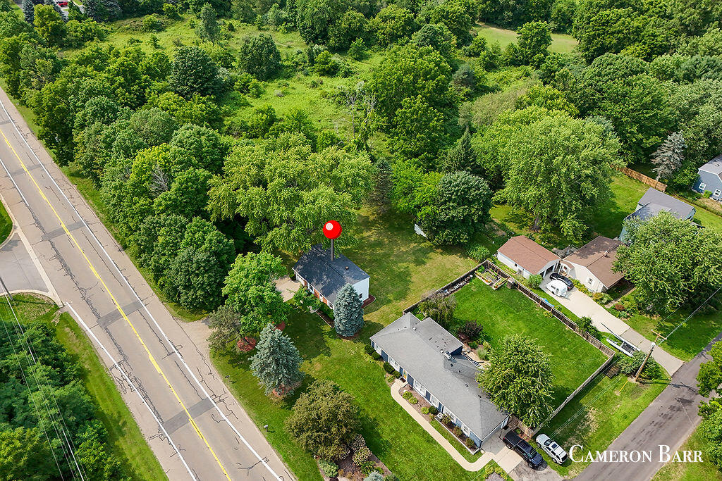 6935 NE Belding Road NE Rockford MI 49341