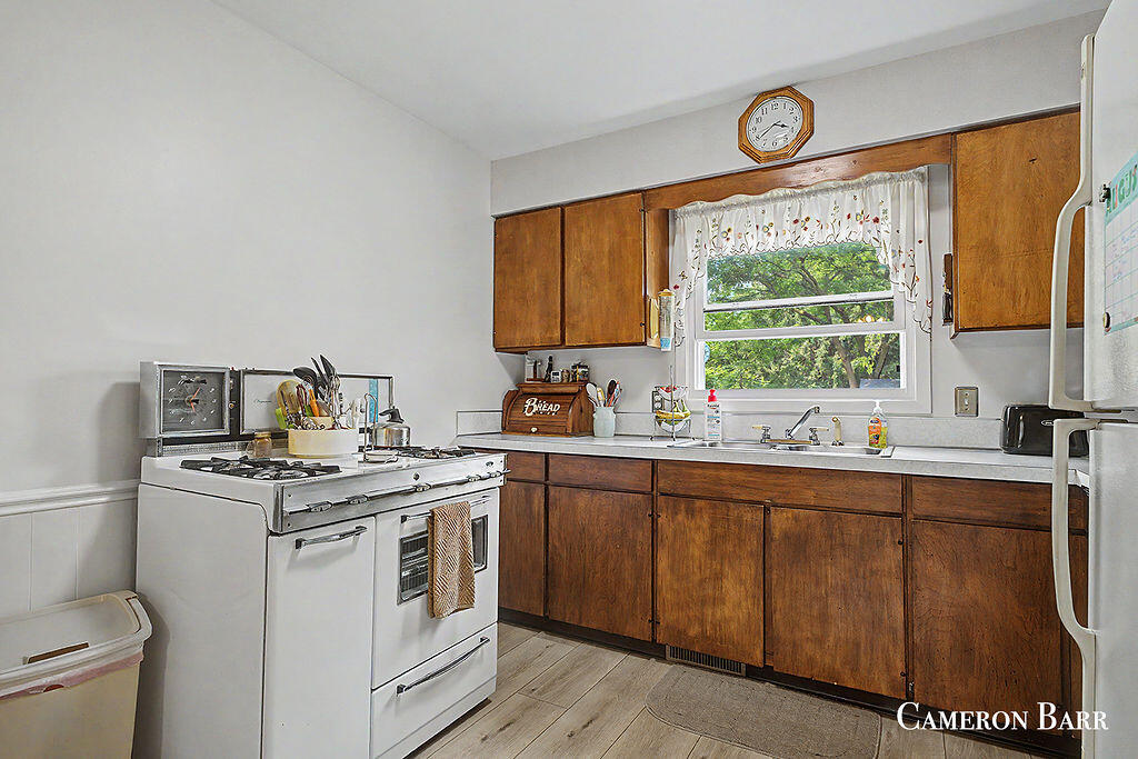 6935 NE Belding Road NE Rockford MI 49341