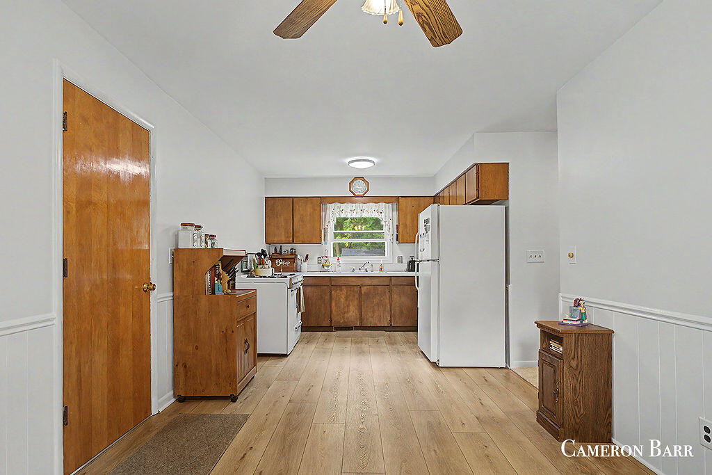 6935 NE Belding Road NE Rockford MI 49341