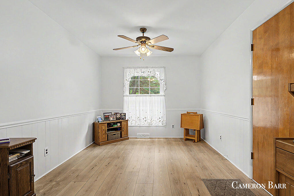 6935 NE Belding Road NE Rockford MI 49341