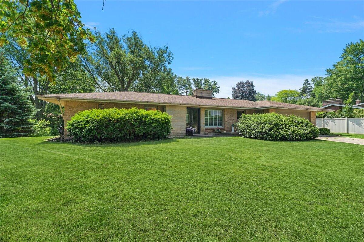 838 S Shore Drive Holland MI 49423