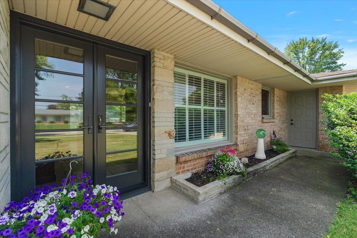 838 S Shore Drive Holland MI 49423