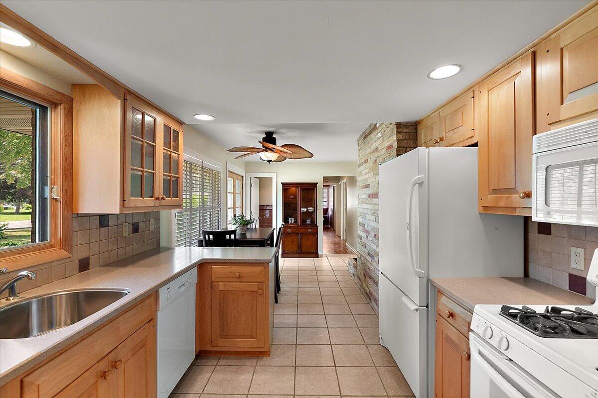 838 S Shore Drive Holland MI 49423