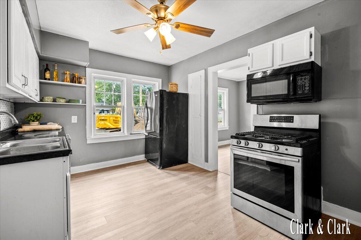 2044 Wood Street Muskegon MI 49444