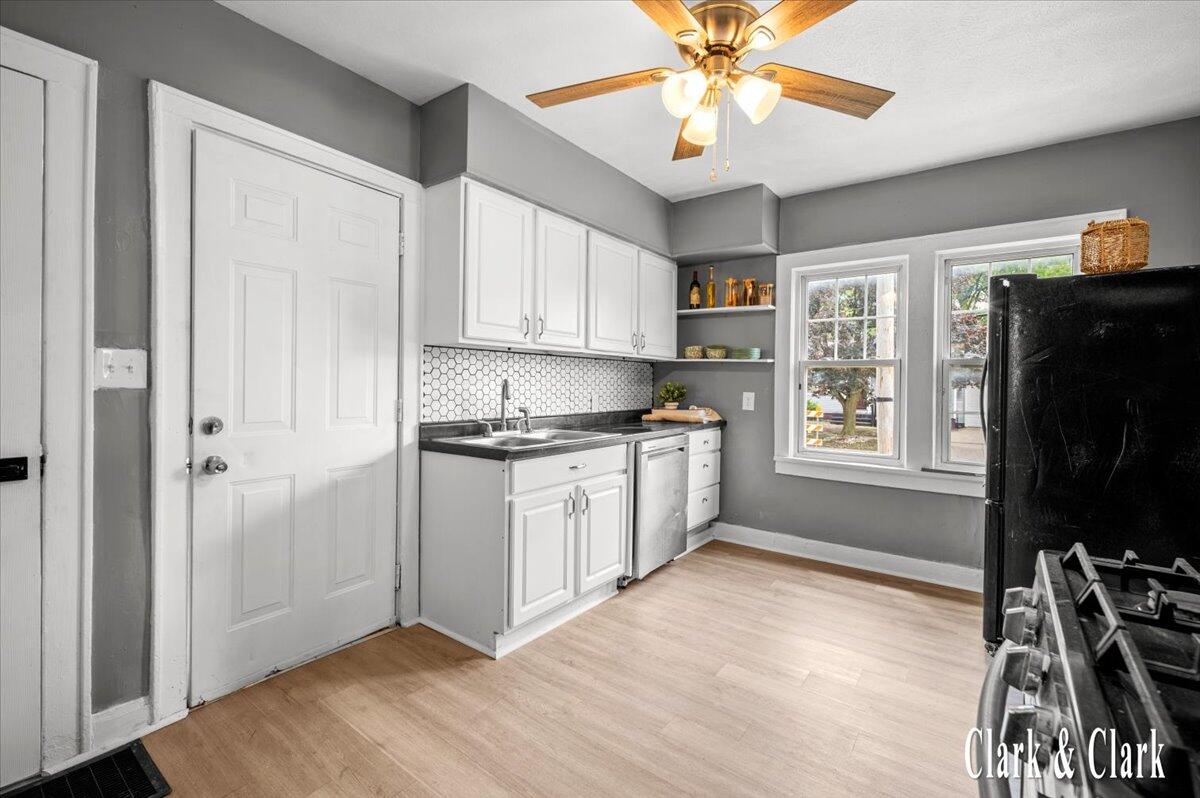 2044 Wood Street Muskegon MI 49444