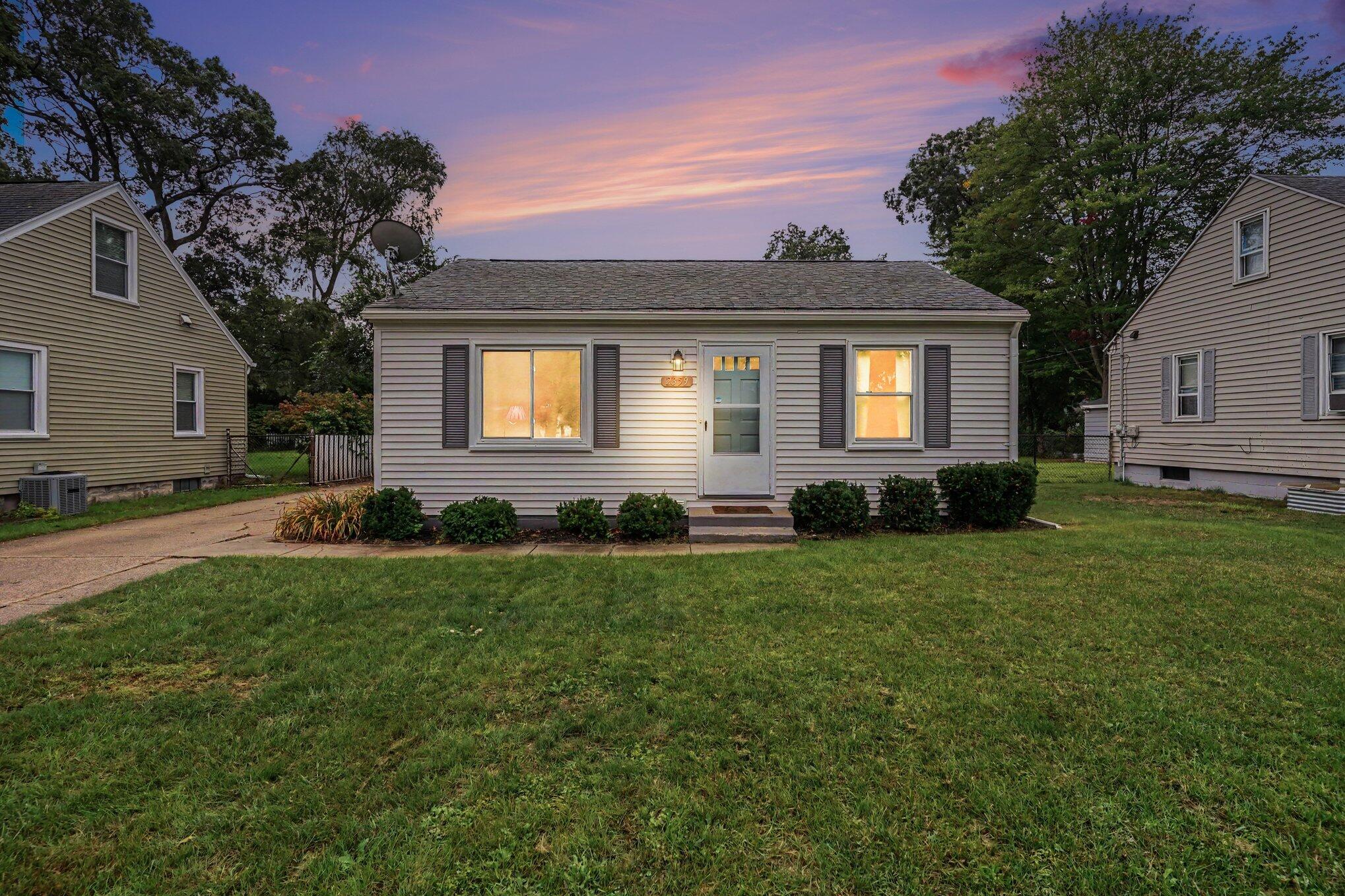 2359 Harding Avenue Muskegon MI 49441