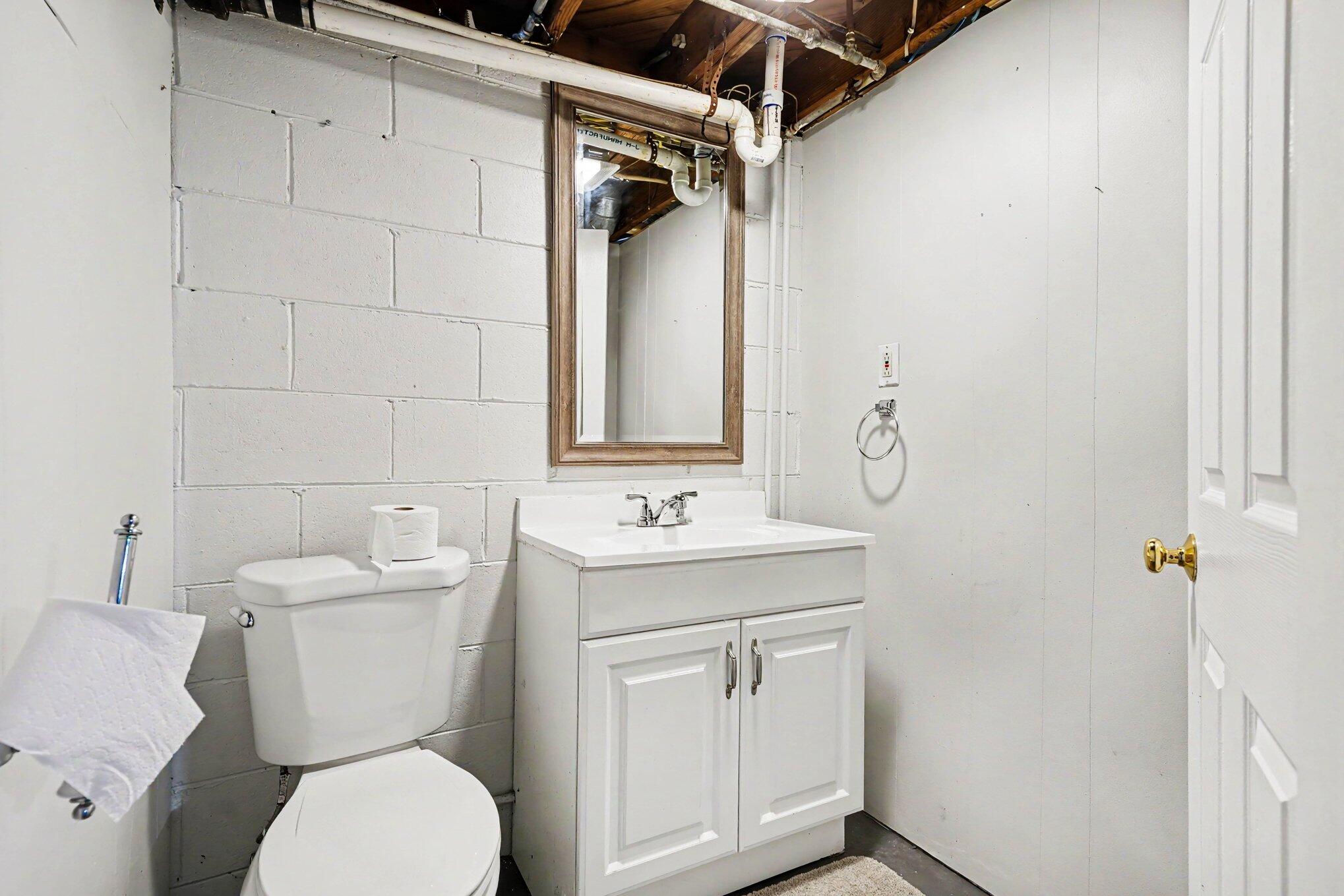 2359 Harding Avenue Muskegon MI 49441