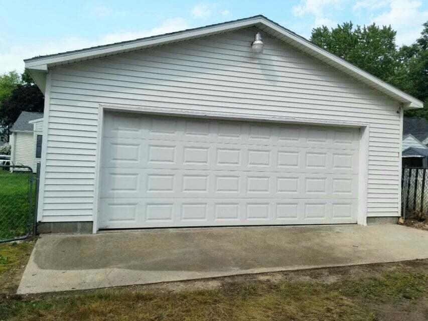 2359 Harding Avenue Muskegon MI 49441