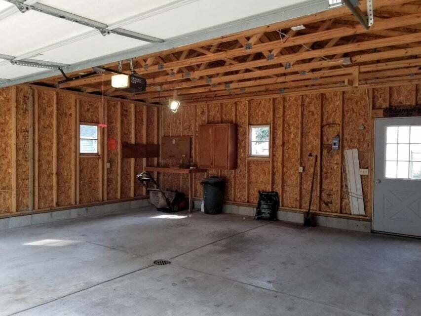 2359 Harding Avenue Muskegon MI 49441
