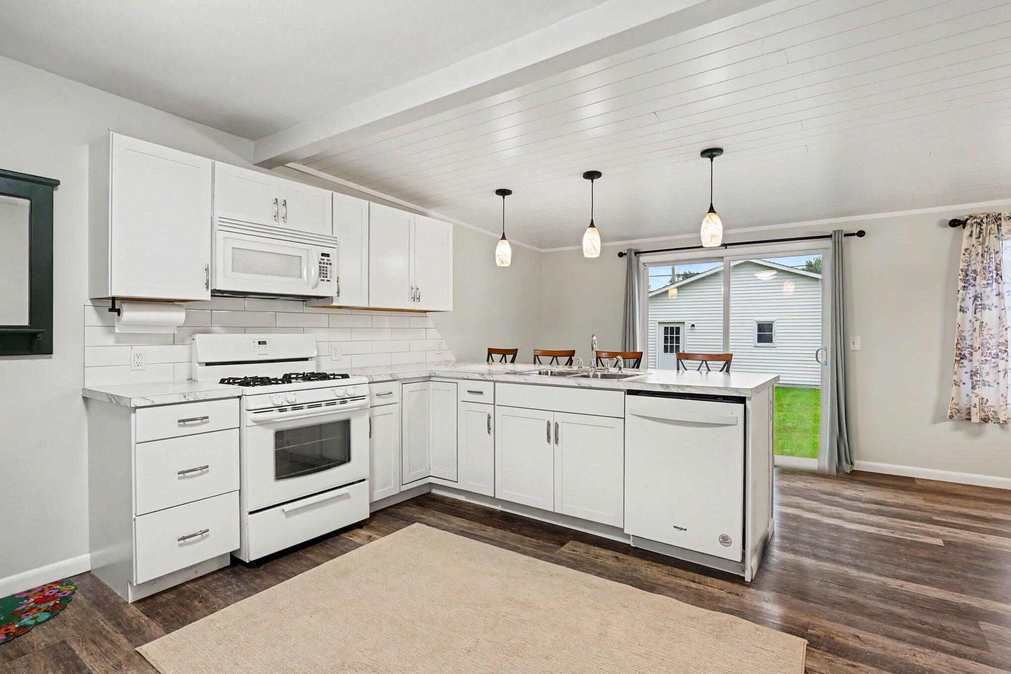 2359 Harding Avenue Muskegon MI 49441