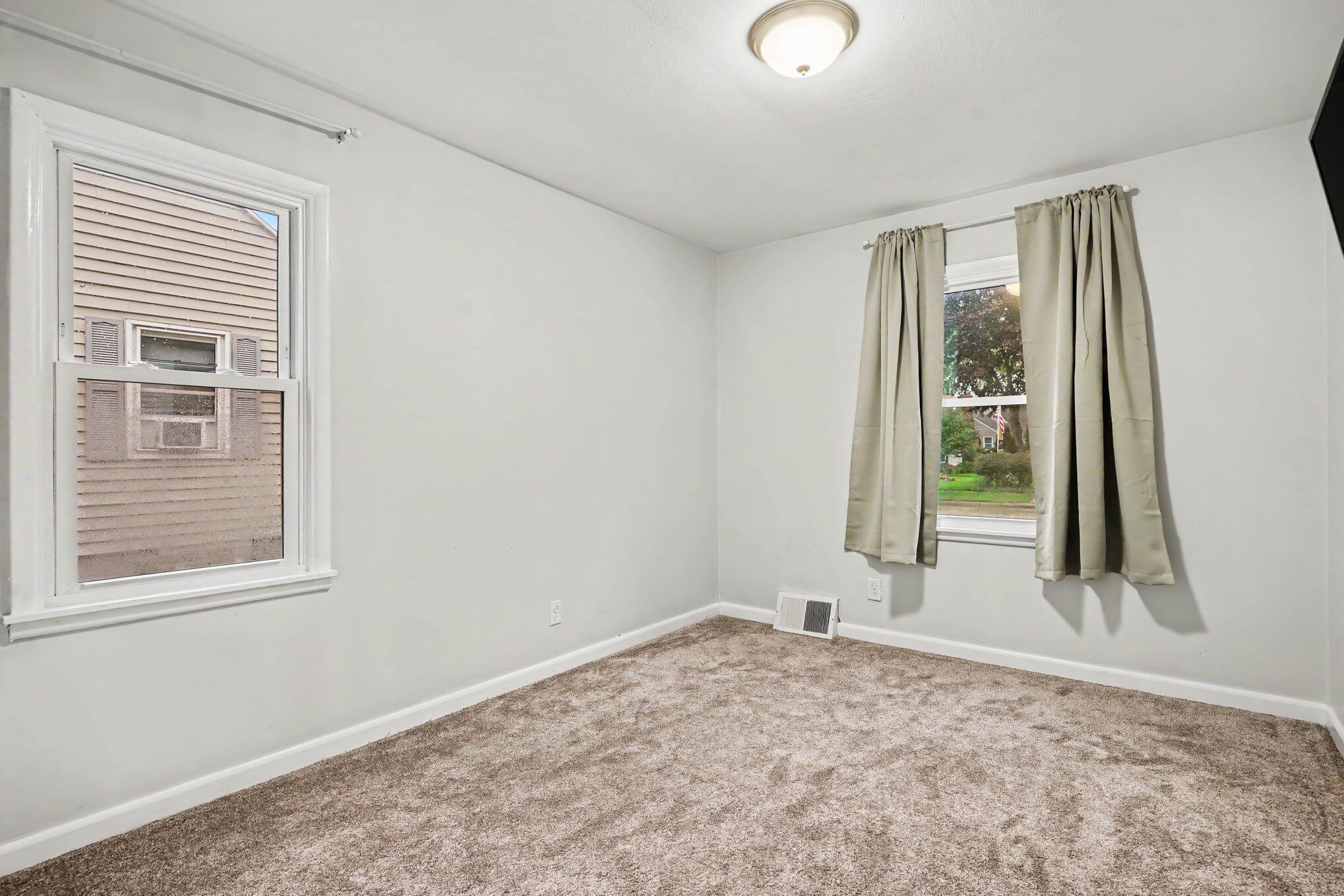 2359 Harding Avenue Muskegon MI 49441