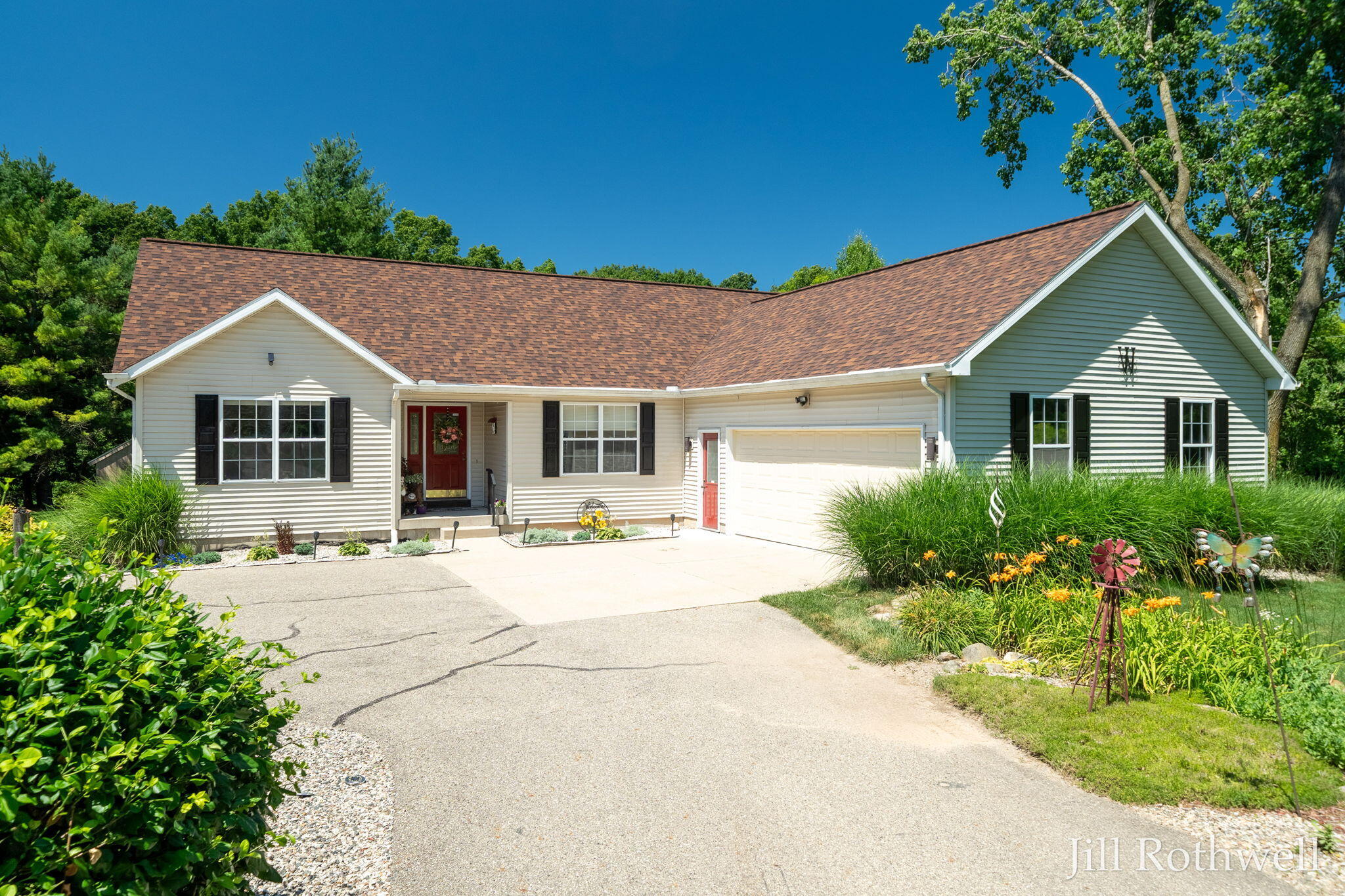 2385 Hidden Timbers Trail NE Rockford MI 49341
