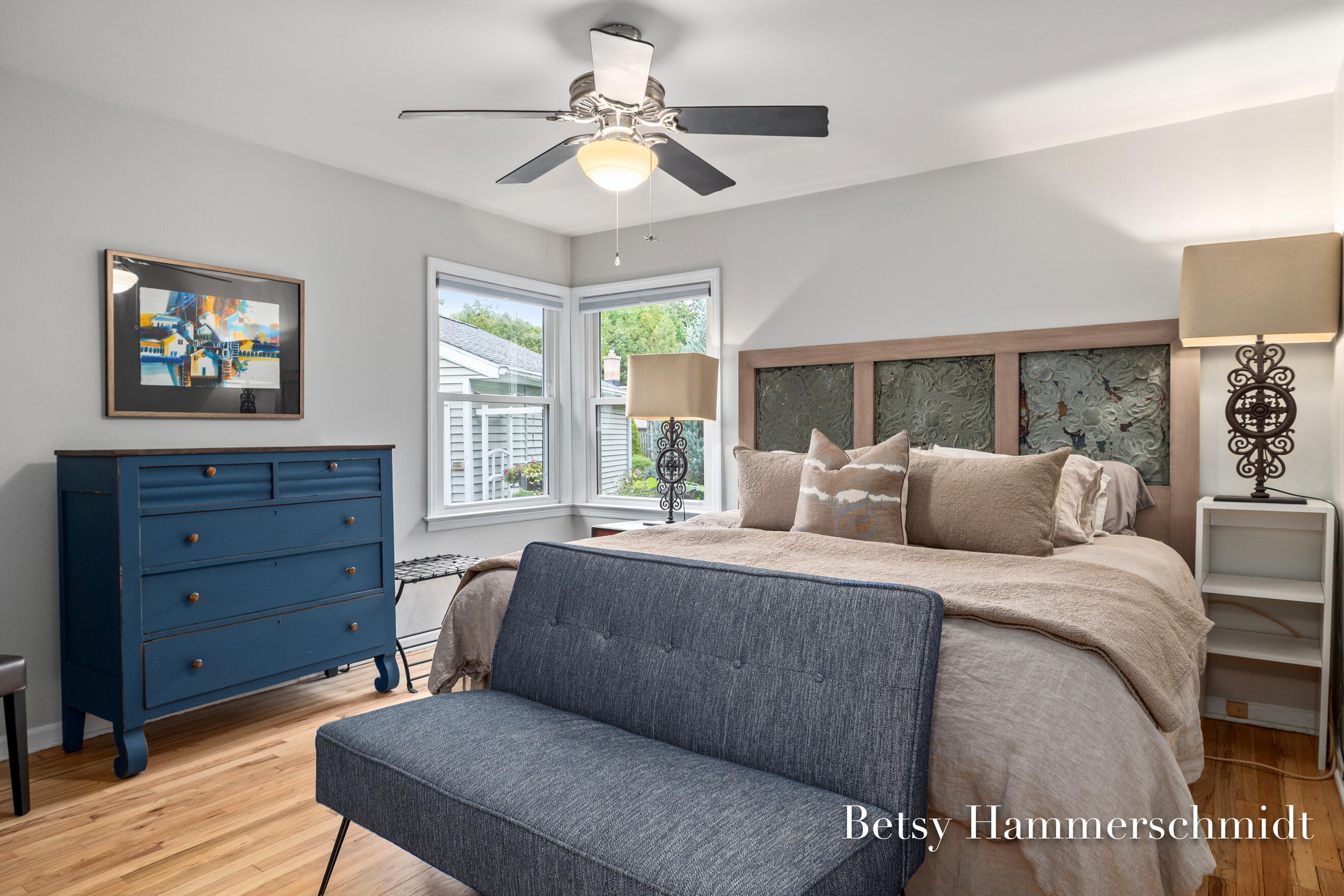 950 Bellclaire Avenue SE East Grand Rapids MI 49506