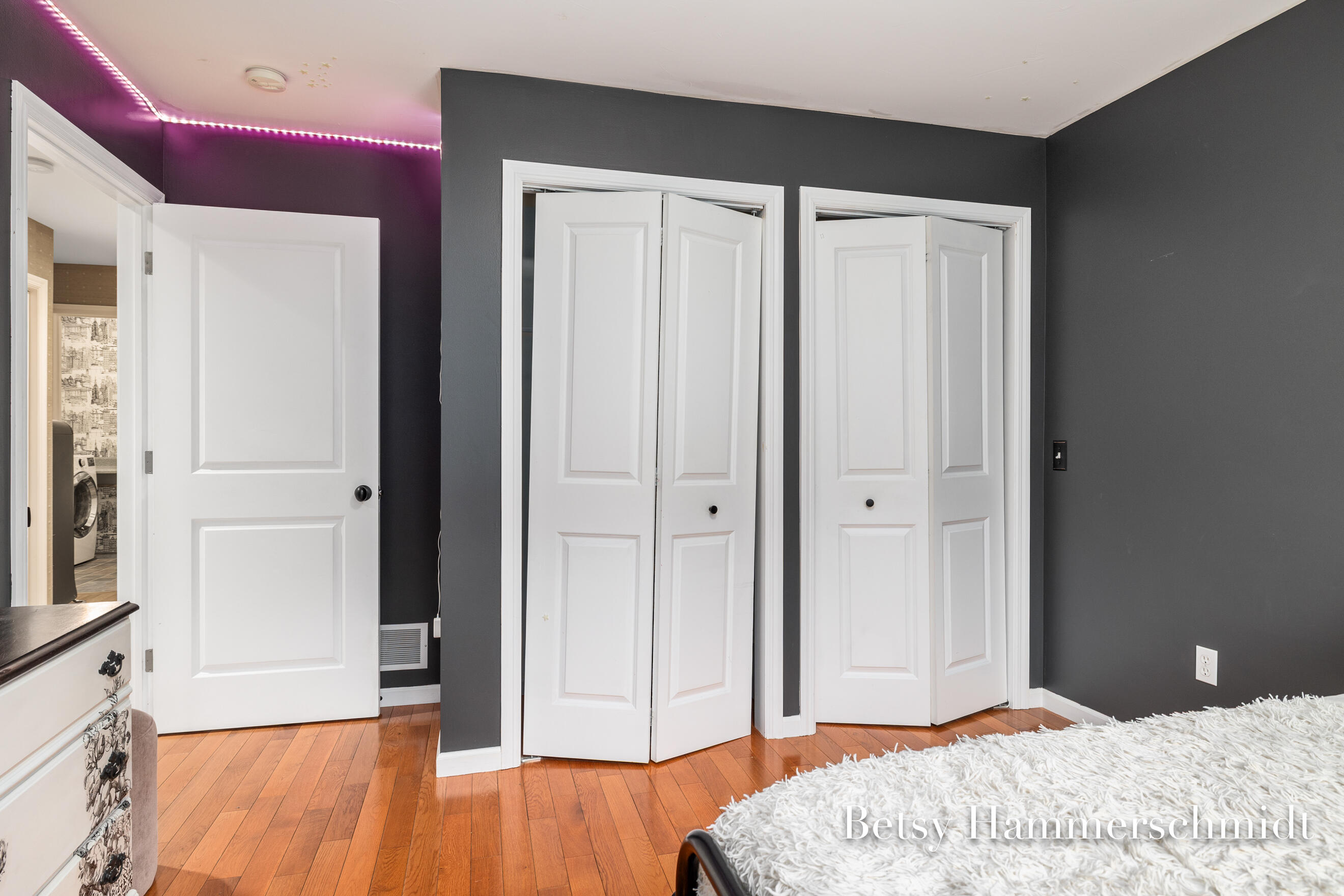 950 Bellclaire Avenue SE East Grand Rapids MI 49506
