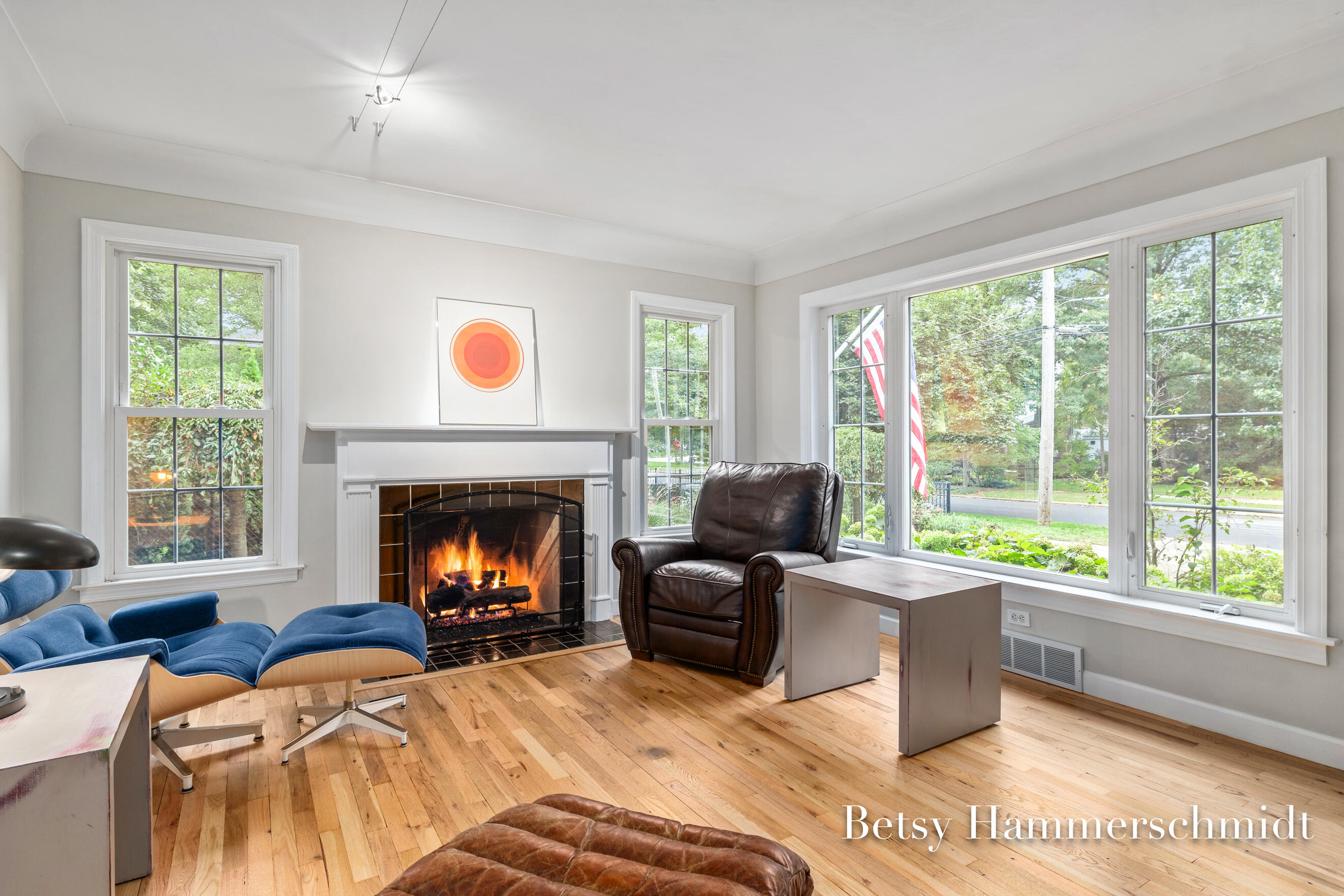950 Bellclaire Avenue SE East Grand Rapids MI 49506